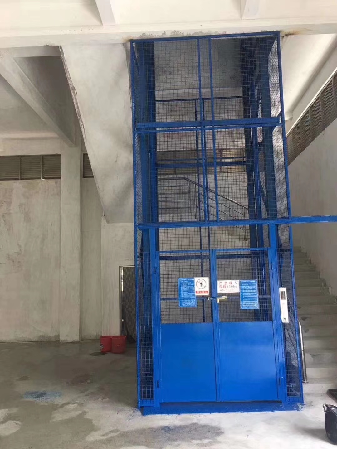 液压拼搏(中国)货梯